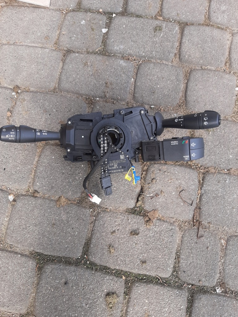 фото №1, Renault captur переключатель комбинированный переключатели