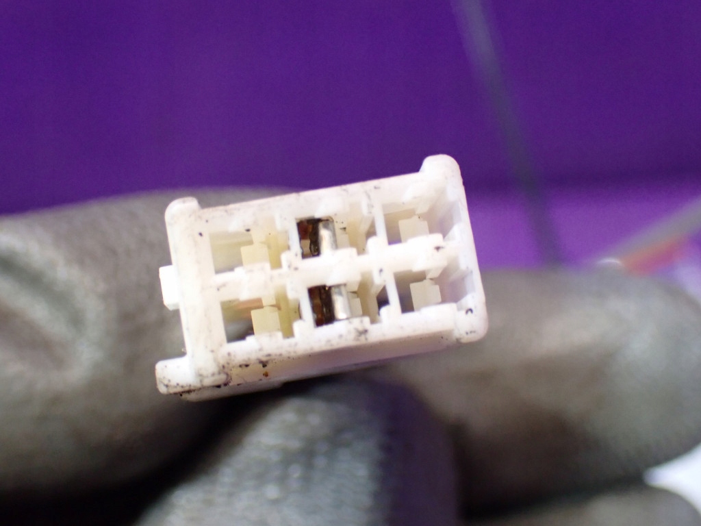 фото №5, Mazda premacy 01-05 lift замок задня правий 2 pin