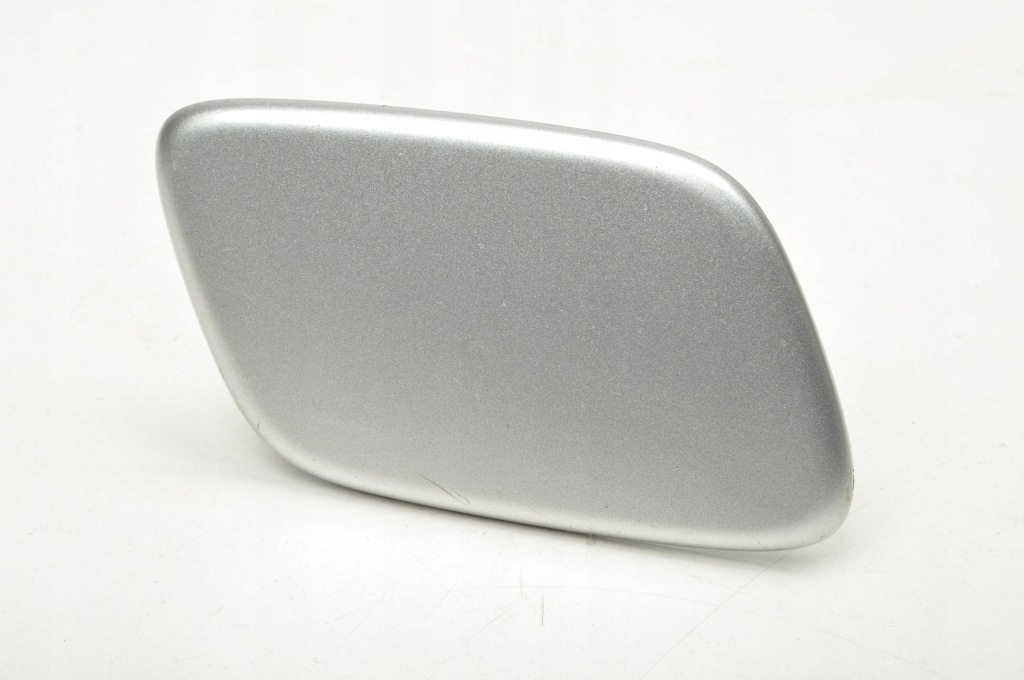 Купити Lexus ls iii рестайлінг  заглушка розпилювача лампи права