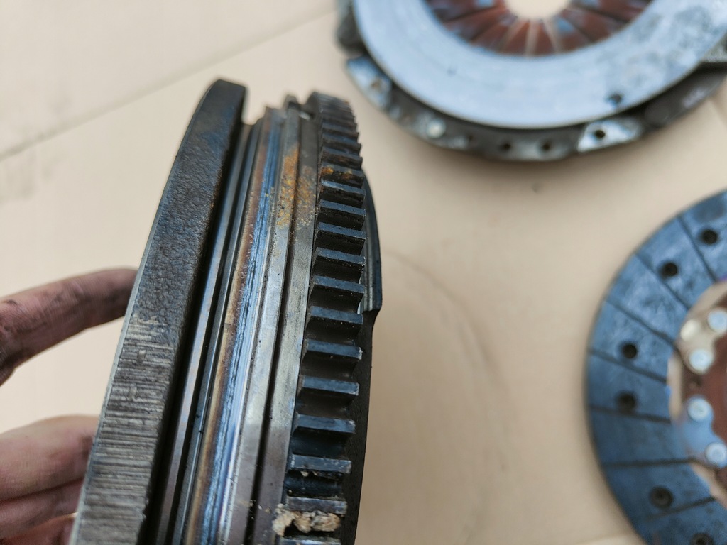 фото №8, Колесо двухмассовый двухмассовый маховик - диск- прижим volvo v70 ii 2.5 tdi d5252t