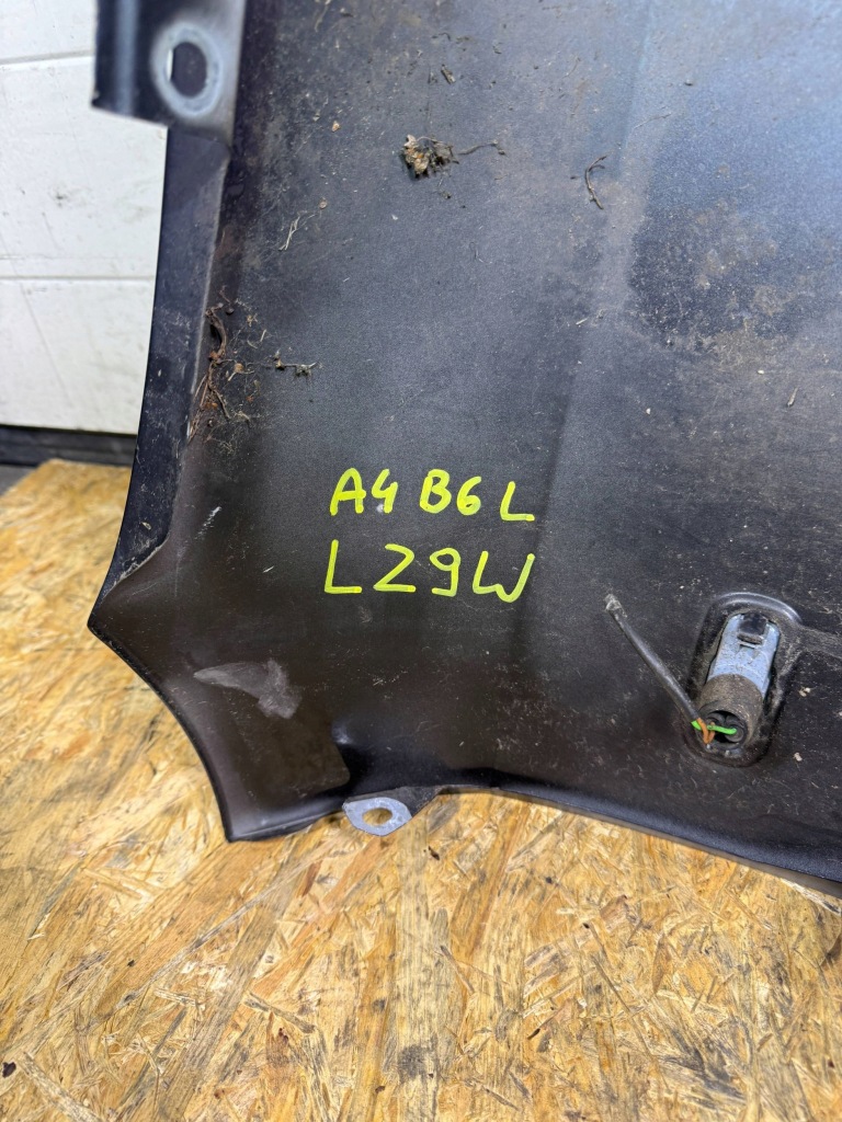 Крыло левая сторона audi a4 s4 b6 8e 8h цвет lz9w Киев