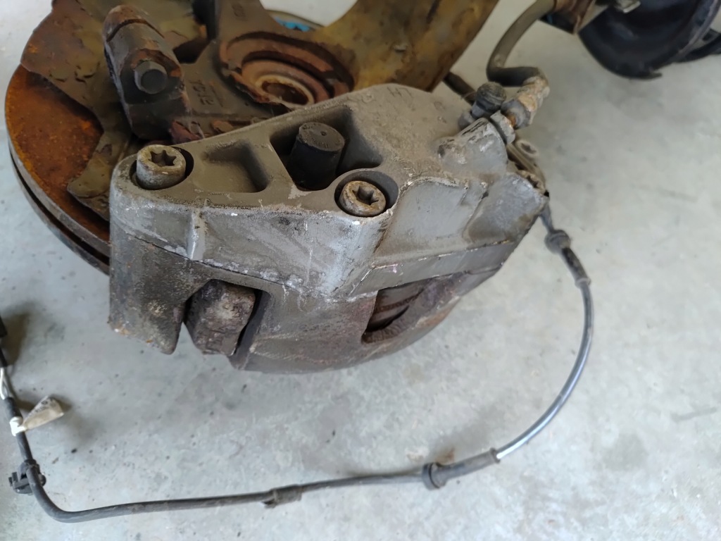 Mazda 3 mps 03-08 поворотний кулак амортизатор лівий перед Ціна