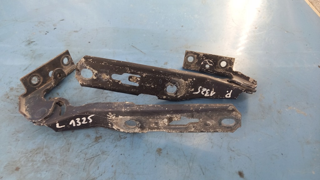 фото №1, Петля капот audi a4 b6 02r sedan 1.9tdi