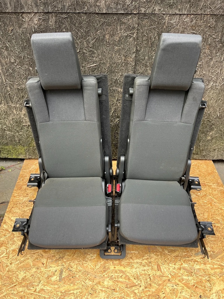 фото №1, Land rover discovery iii 2.7 сиденье iii ряд комплект