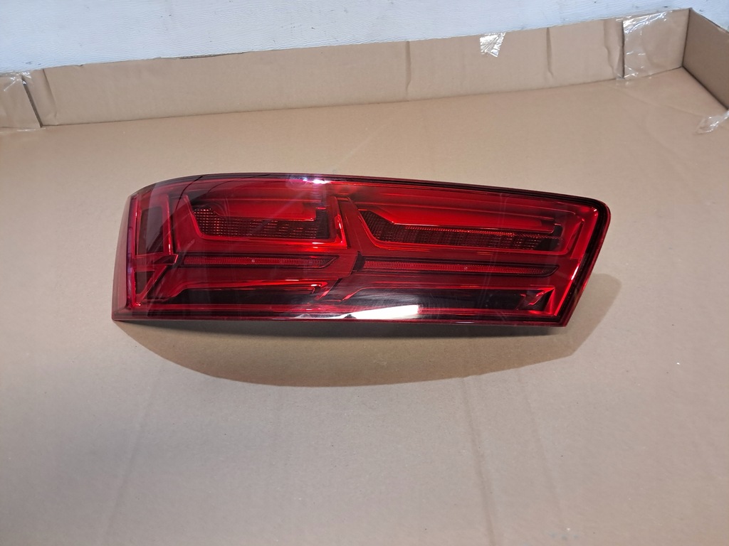 фото №14, Audi q7 4m лампа левый задняя usa 4m0945093d