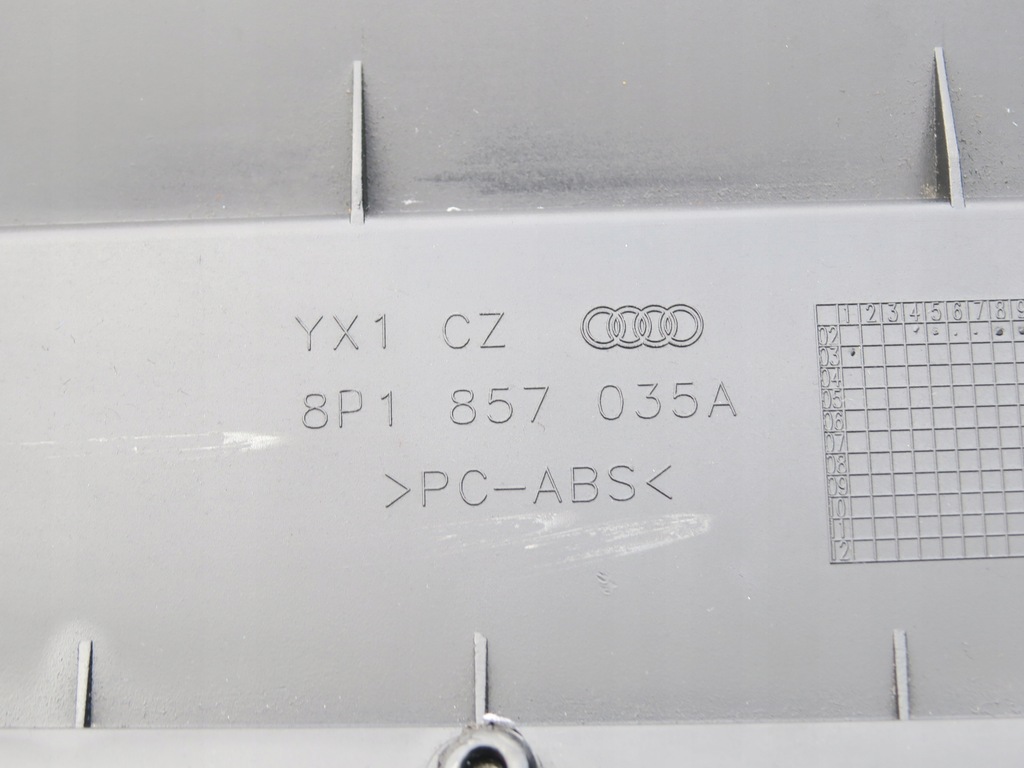 фото №9, Бардачок пасажира pod чейнджер чорний soul europa audi a3 8p 03-