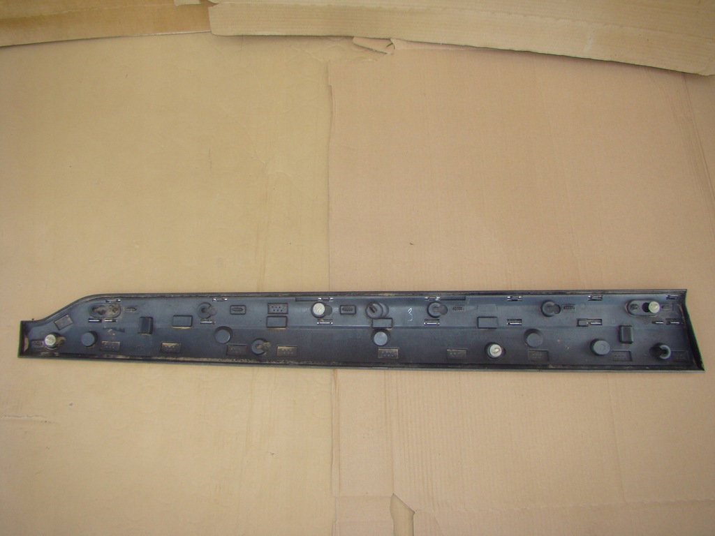 фото №2, Volvo xc90 ii inscription. накладка правая дверь. e35