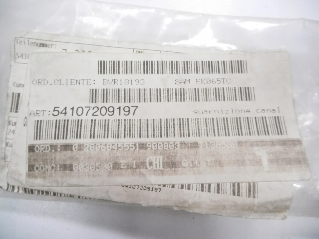 фото №8, Прокладка люк bmw 5 f10 оригинальный номер 54107209197