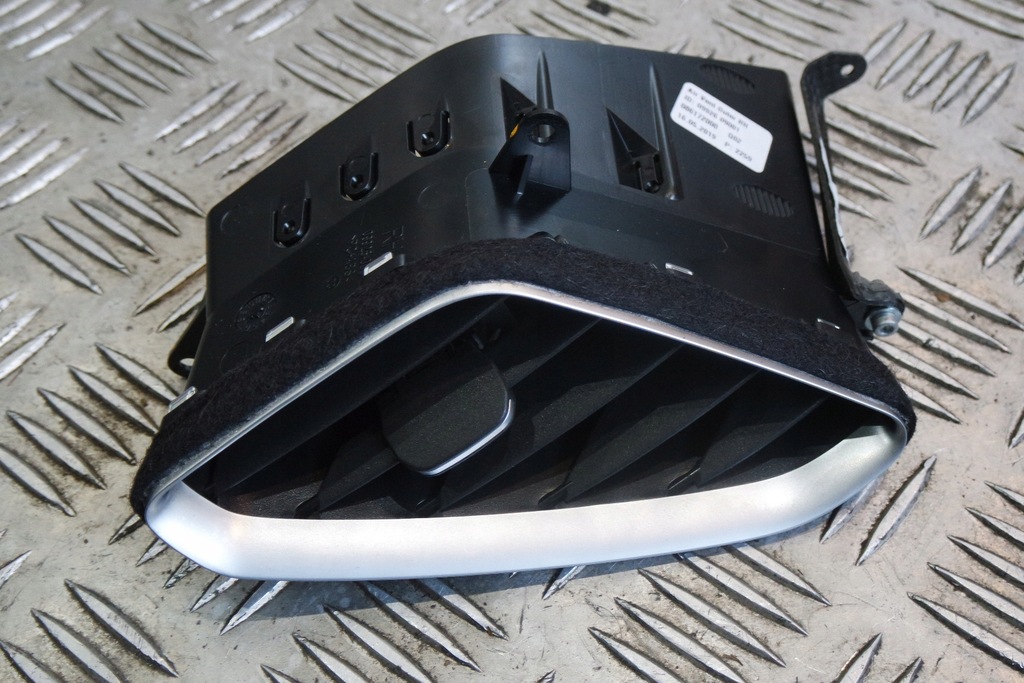 фото №1, Решётка обдув ferrari 488 861720 1 2