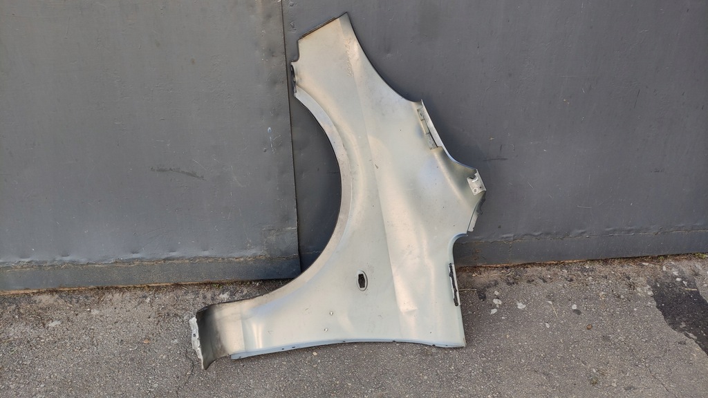фото №10, Peugeot 1007 крыло правый передний