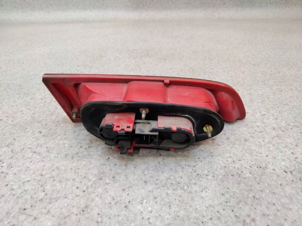 фото №3, Лампа права задня задня w кришка alfa romeo 156 lift kombi