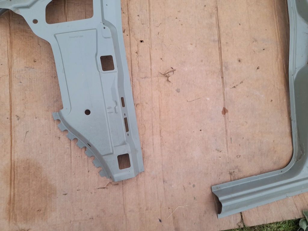 фото №5, Блок двигателя крышный порог левый mercedes w447