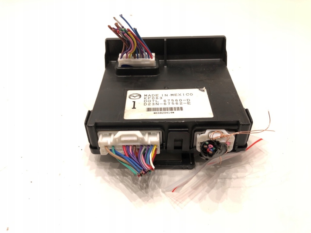 фото №1, Модуль mazda 2 dl dg7l67560d блок управления