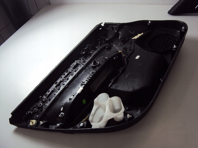 фото №5, Обивка дверь правый перед renault megane iv 15-