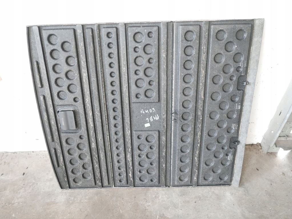 фото №6, Обшивка коврик багажника audi a4 b6 kombi 00-04