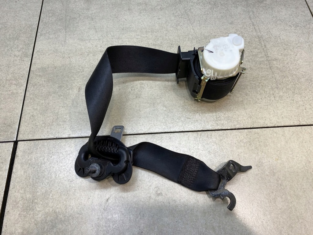 фото №1, Pas безпеки правий перед bmw 1 e87