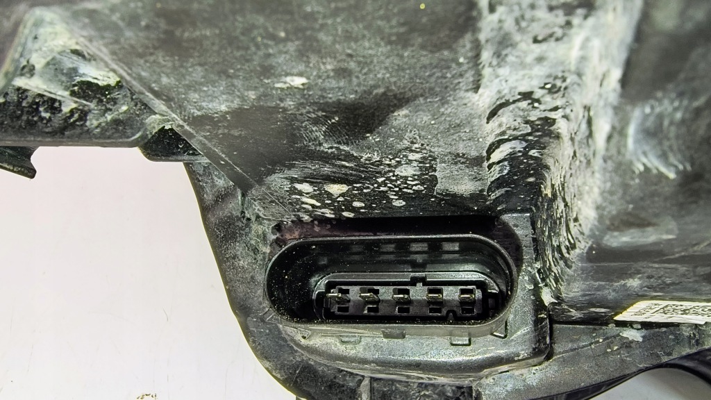 Лампа лівий перед high beam volvo v60 ii s60 iii 18-21 в Україні