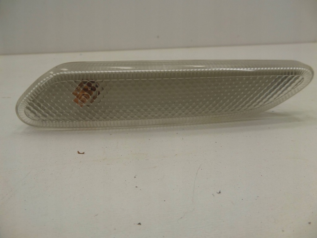 Купить 2011 mini cooper countryman r60 поворотник передний 01047612