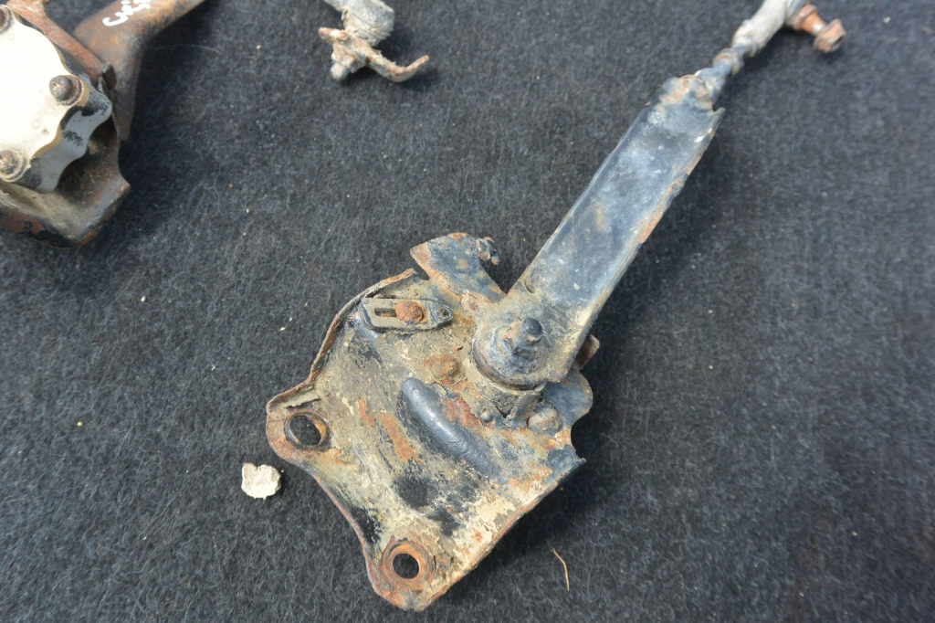 фото №4, Датчик вирівнювання лівий правий перед комплект land cruiser 100