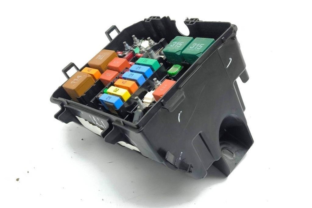 фото №7, Коробка предохранителей citroën c4 iii ba_, bb_, bc_ 964t228280 electric