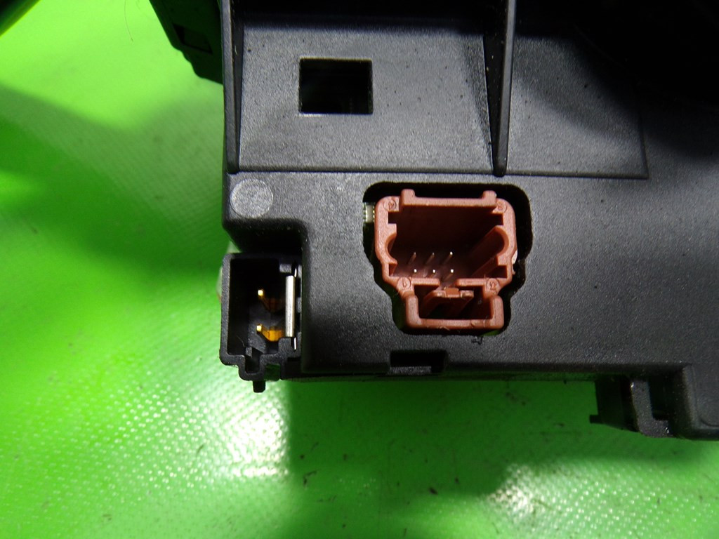 фото №8, Citroen c5 c8 peugeot 206 307 406 переключатель комбинированный переключатели 96477546xt