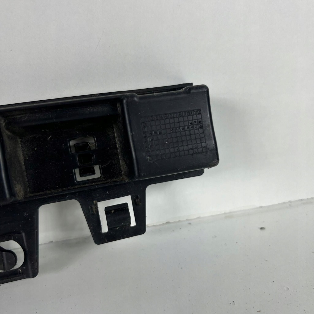 фото №8, Напрямна кронштейн кронштейн поріг правий bmw seria 1 f20 f21 51777268076