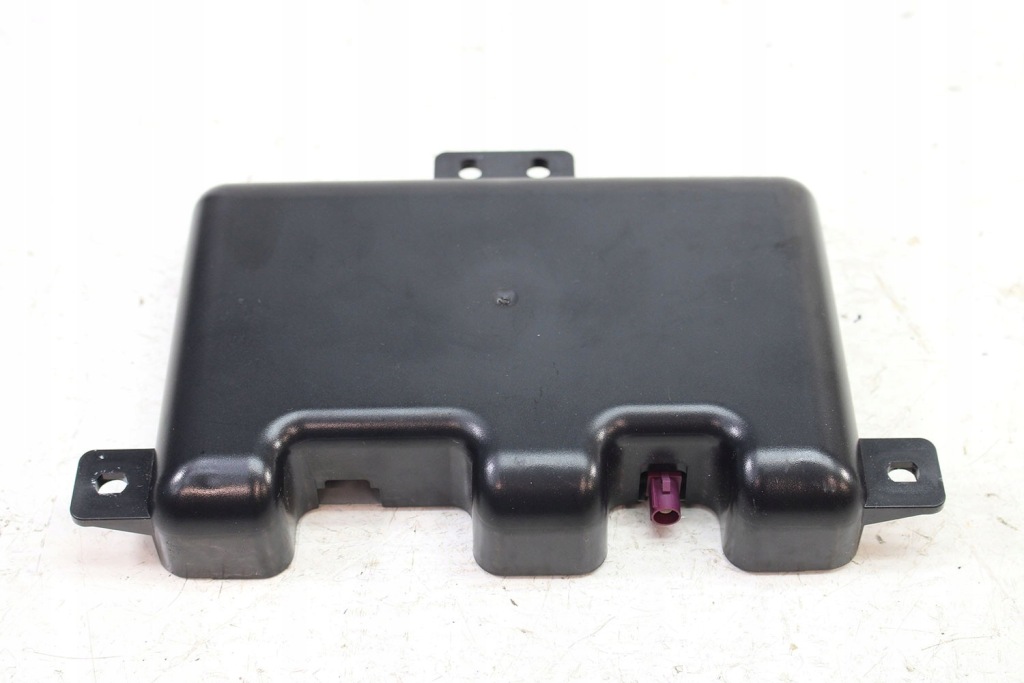 фото №7, Bmw усилитель антенный 8795960 89396827 8 m8 f91 f92 f93 5 m5 f90 65 20 87