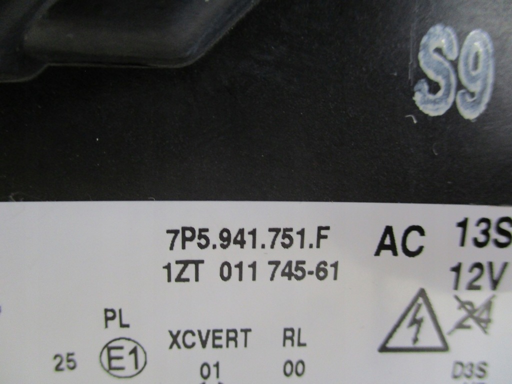 фото №9, Лампа porsche cayenne lift bixenon права ліва