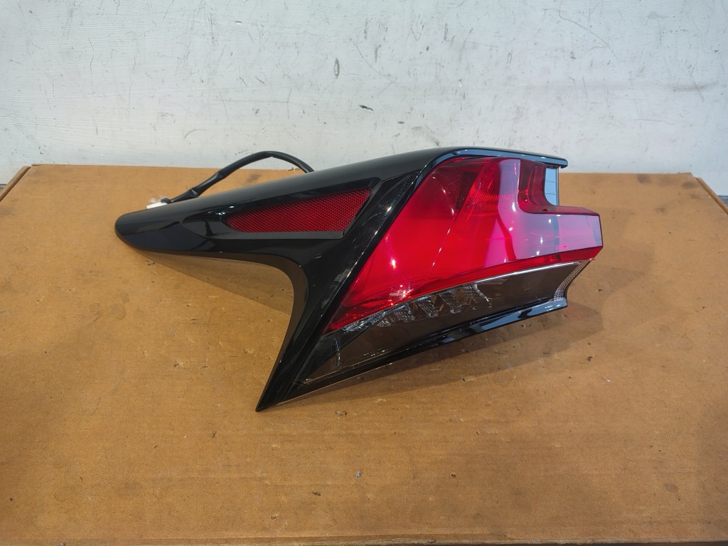 фото №1, Лампа lexus nx левая задняя задняя bardzo ładna