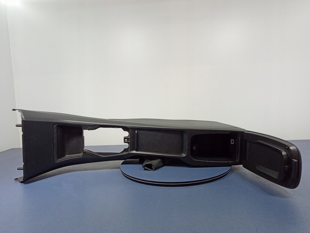 фото №6, Volvo v40 ii 12- тунель середній підлокітник