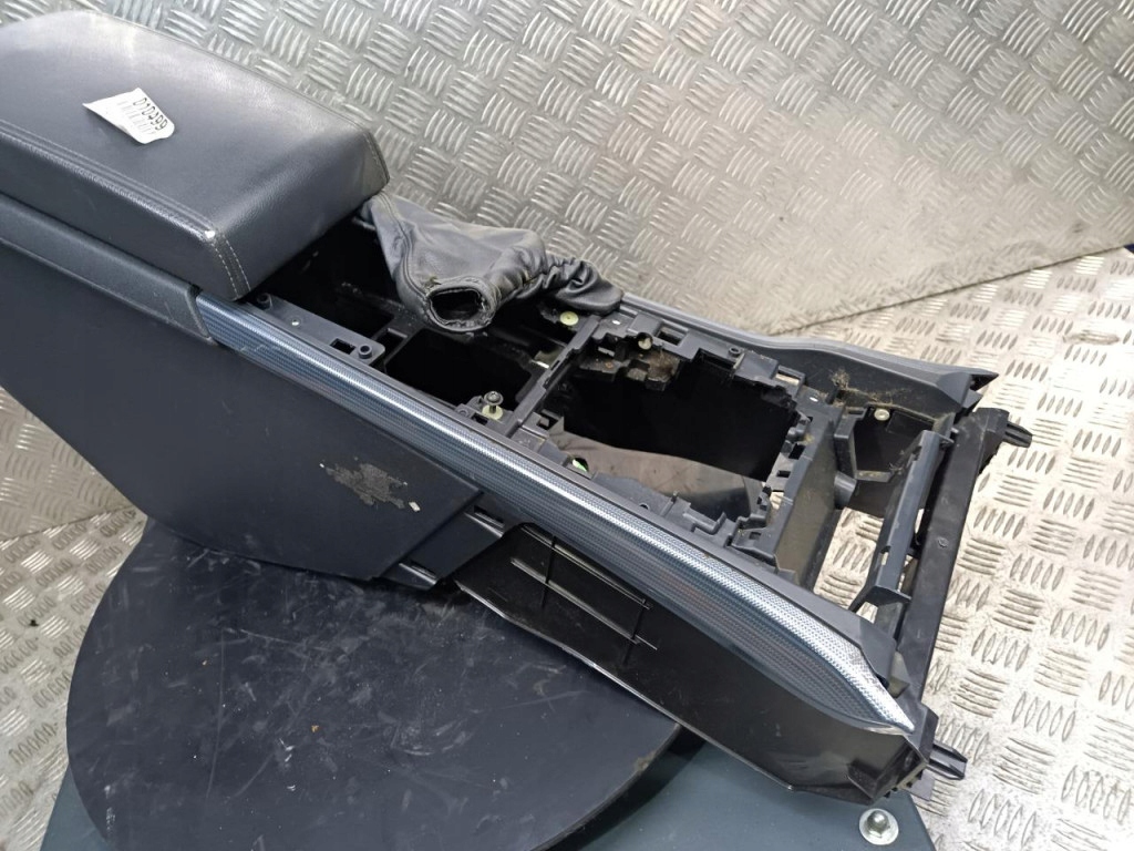 фото №2, Peugeot 508 rxh lift туннель средний /подлокотник