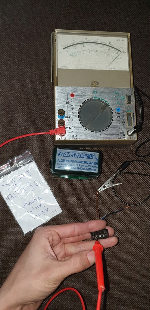 фото №13, Seat leon 2 ii штекер лампы лампа w крышка задняя задний правая 3 pin