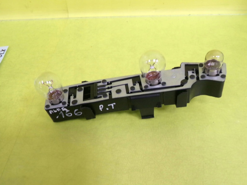 Купити Вкладиш лампи правий задній alfa romeo 166 nr484