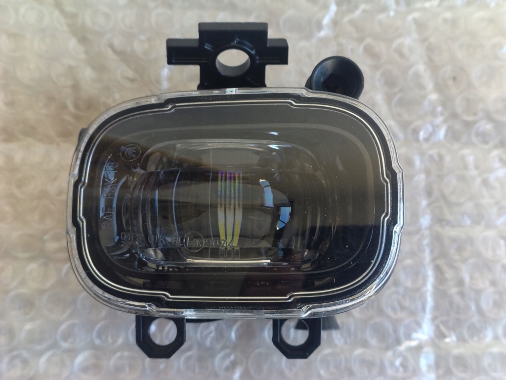 Купити Фара renault nissan протитуманна фара правий led ідеальний стан 261504122r