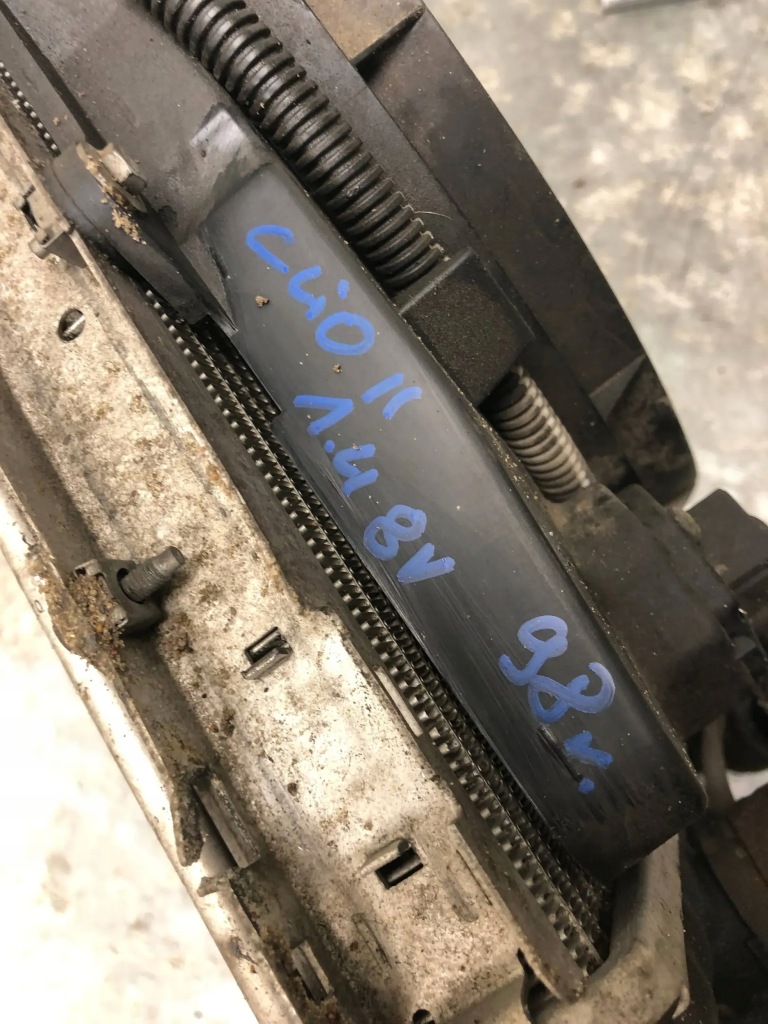 Радіатор вентилятор renault clio 2 1.4 8v 7700414103d Доставка