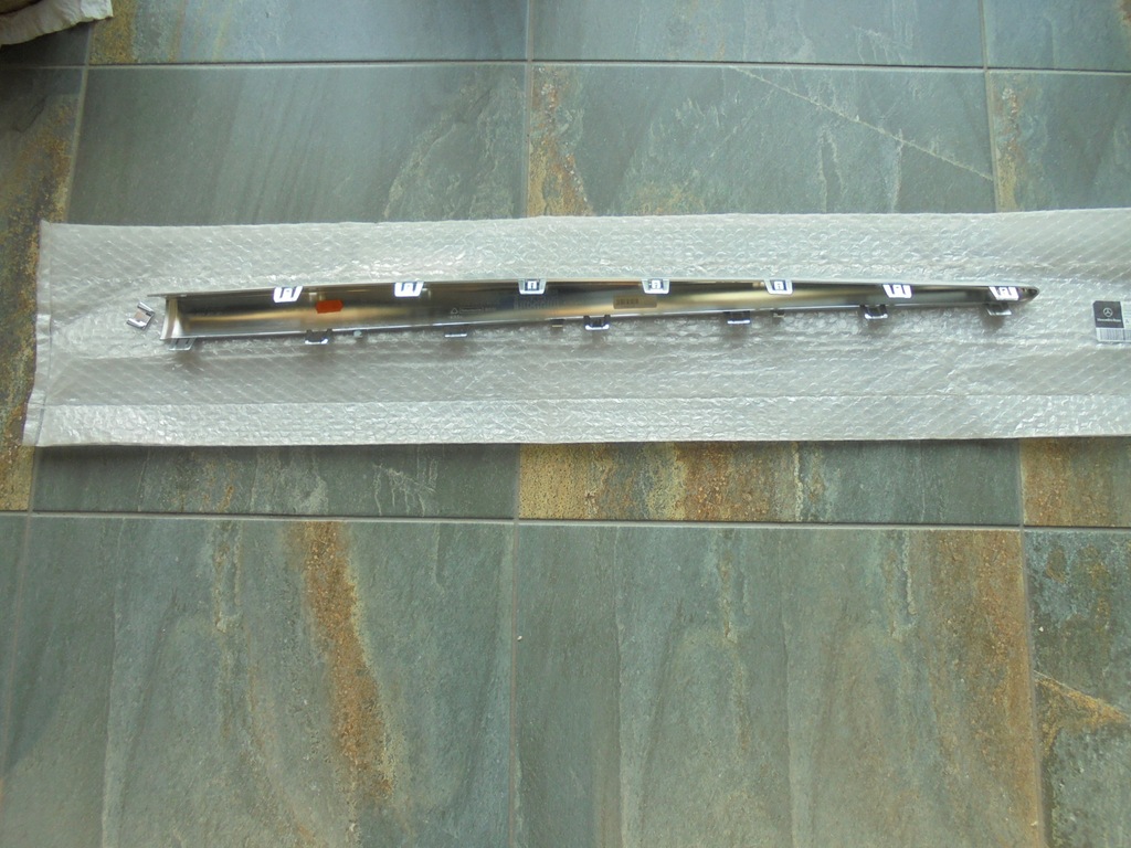 фото №1, Mercedes w222 a2226948282 вставка порог