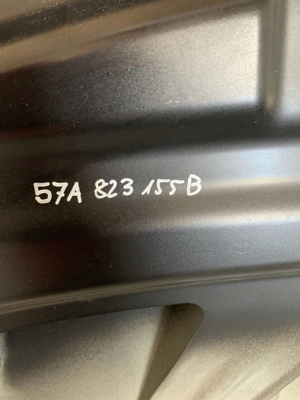 Skoda karoq 17r капот крышка двигателя 2017 в Украине