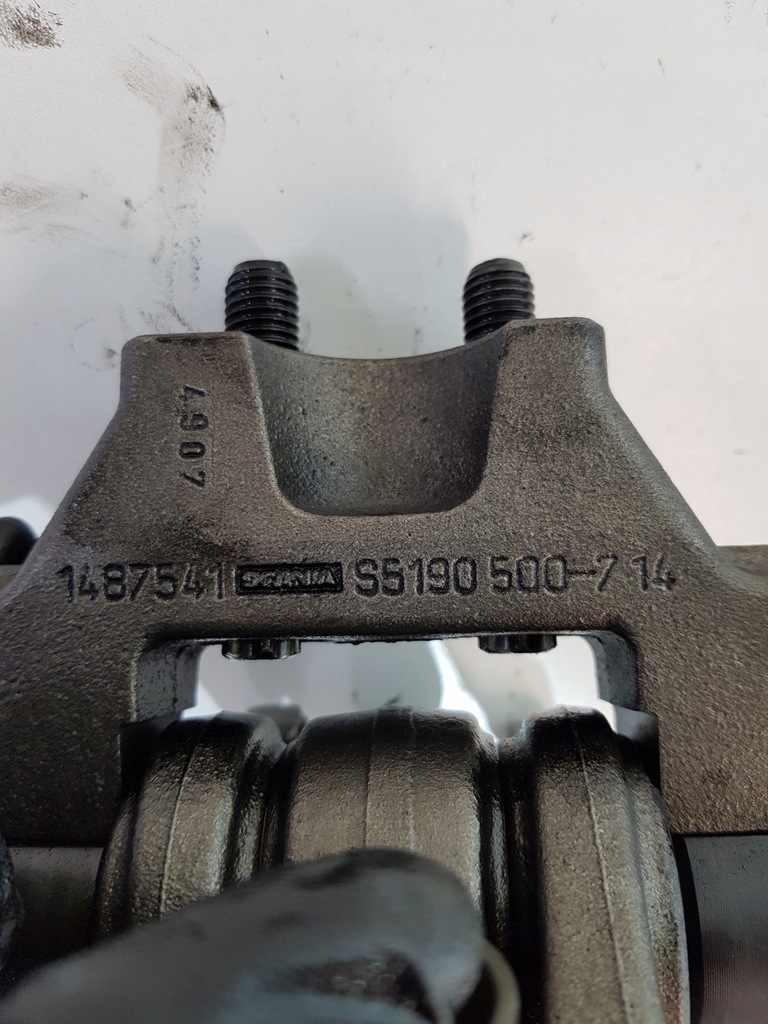 фото №10, Клавіатура клапанів коромисла scania r e4 dc1213