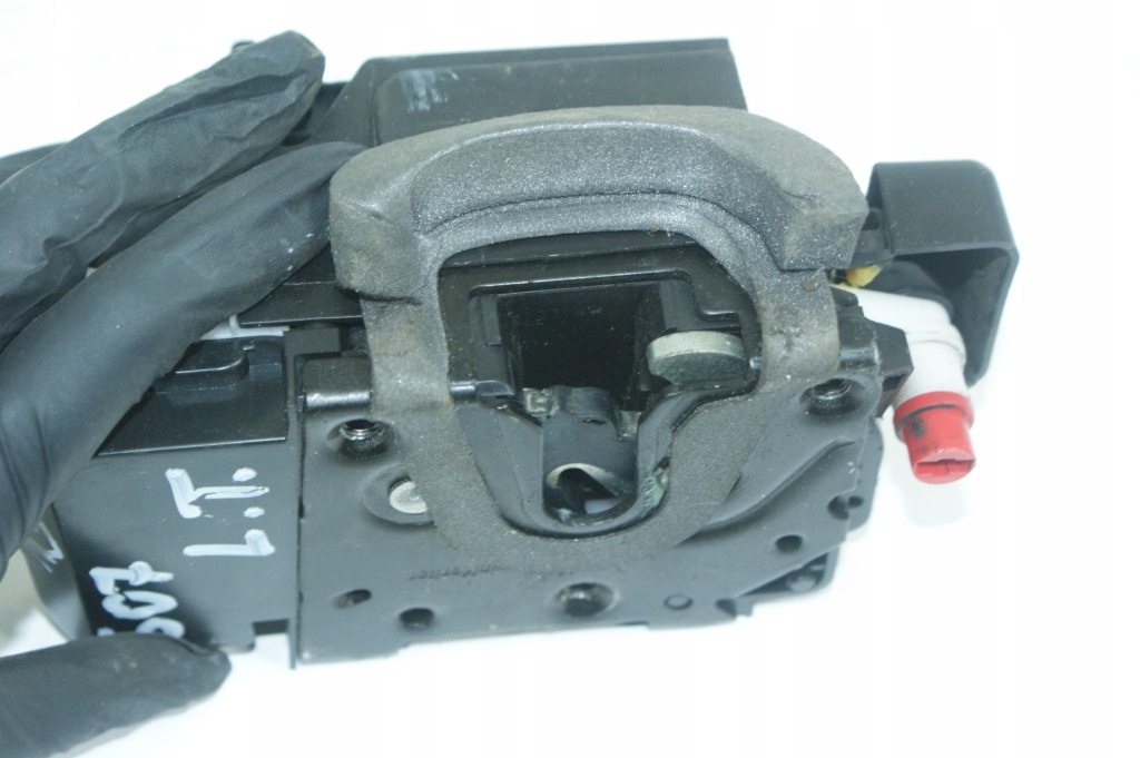 Замок дверь левый задний  левый задний замок дверь левый задний peugeot 607 с Разборки