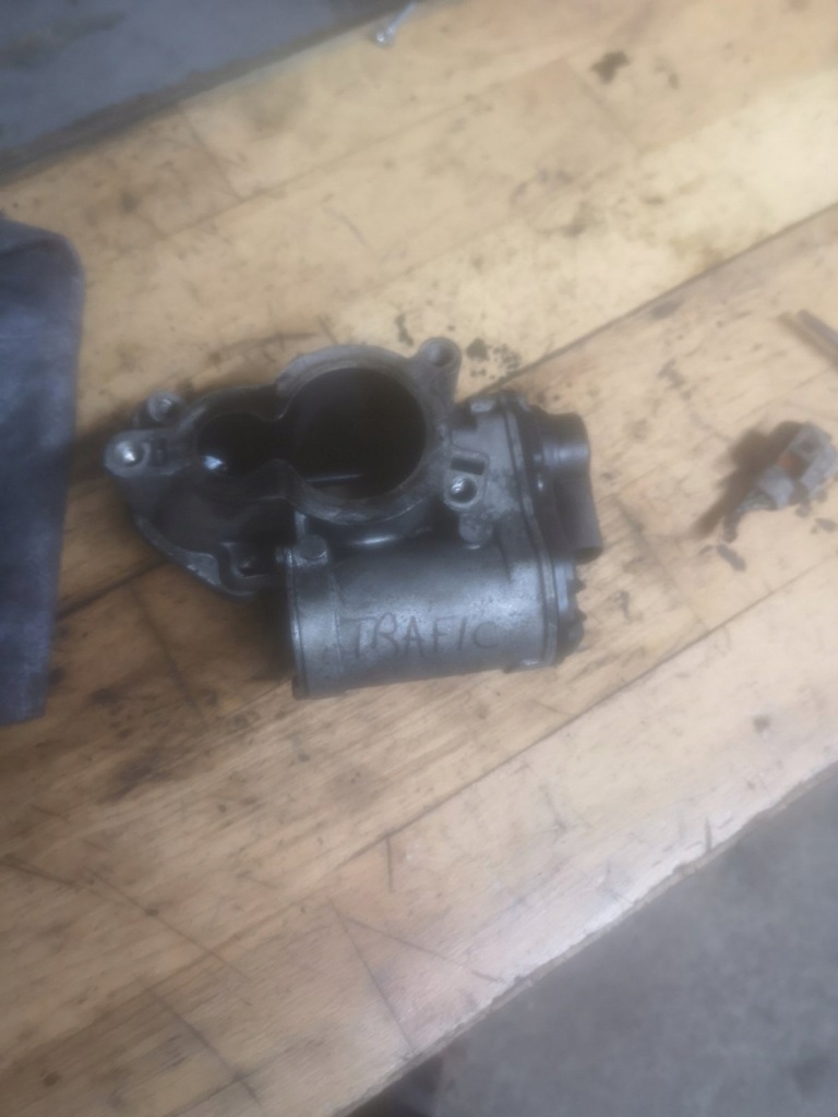 фото №1, Клапан egr opel vivaro renault trafic 2.0 dci 8200797706 h8200327011