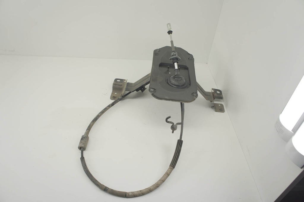 фото №1, En667 jeep cherokee kl трос тормоза ручного