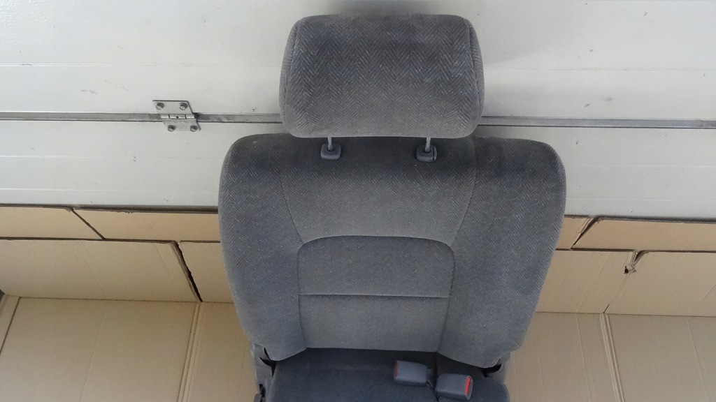 фото №4, Kia carnival i сидіння правий задня iii ряд