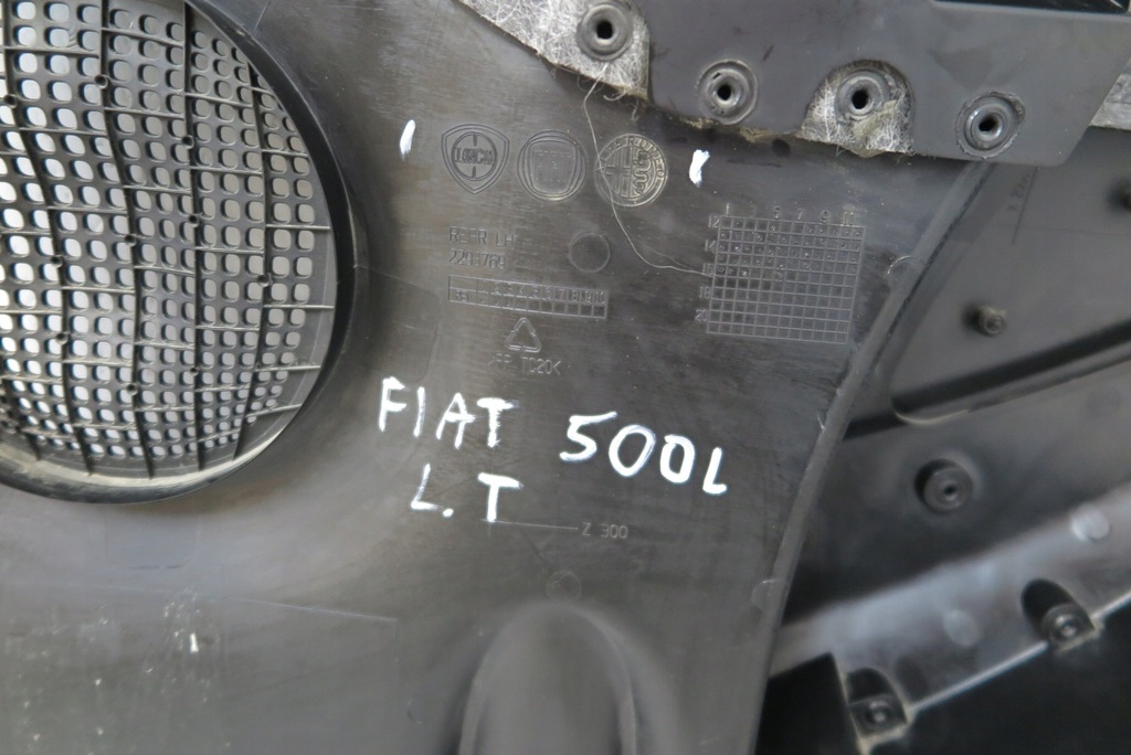 фото №7, Обшивка дверь левый задняя fiat 500l