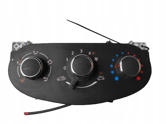 фото №1, Панель обдув кондиционера dacia duster