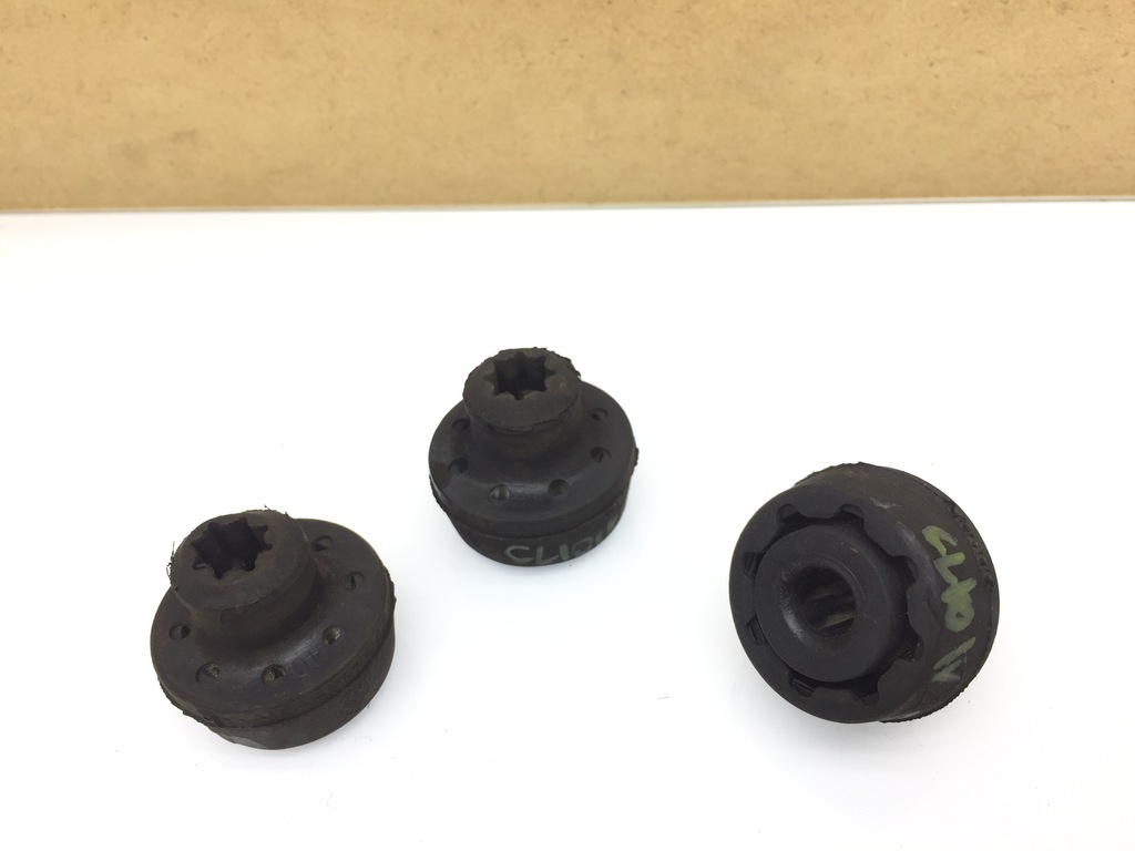 фото №1, Clio iv lift кронштейн гумовий елемент радіатора