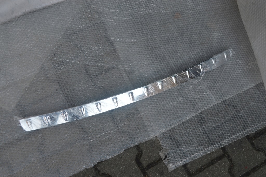 фото №8, Молдинг хром бампера задня mercedes b klasa w246 a2468850011