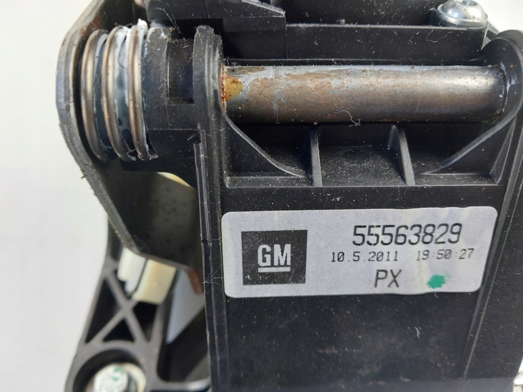 Купити Вибірник перемикання передач троси 55563829 55560991 opel insignia a 1.8 16v