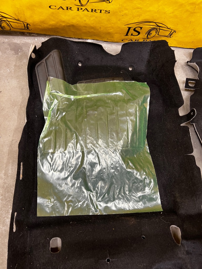 фото №2, Мат коврик обшивка пол пол renault clio v hb