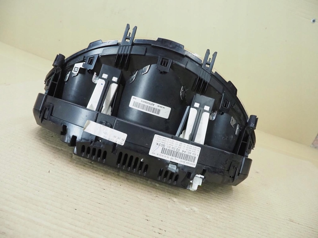 фото №11, Mercedes cls w204 лічильник прилади 2049004402 anglik