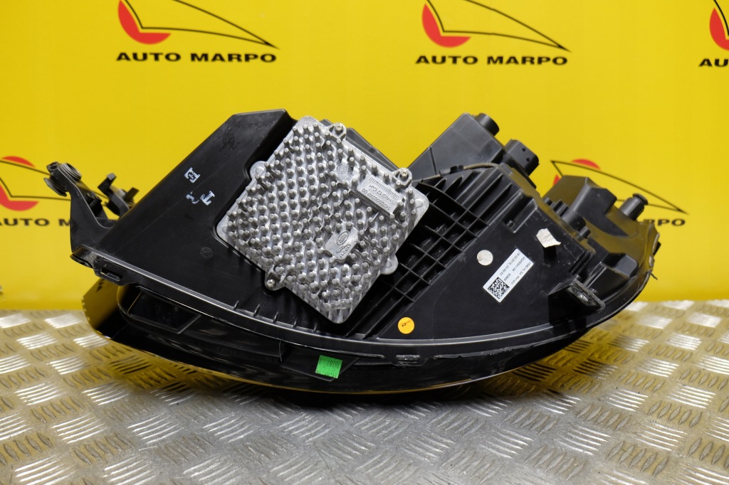 Jaguar i-pace x590 2018- фара фара mid led правый  америка в Украине